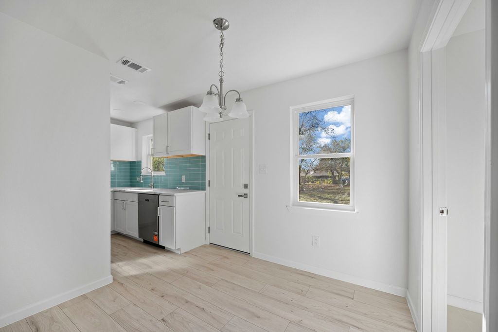 615 Johnson Drive, Duncanville, TX 75116 — photo 5