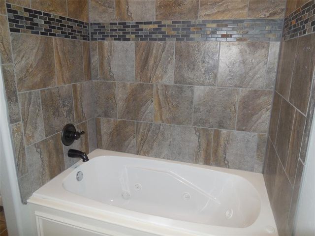 3328 Enclave Lane, Norman, OK 73072