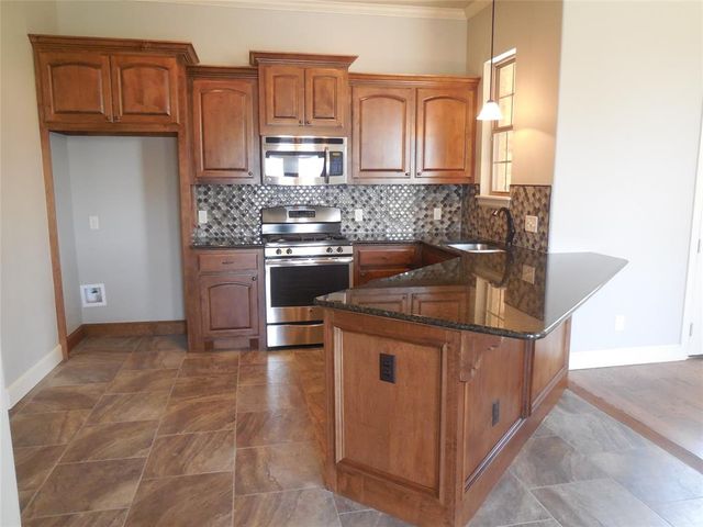 3328 Enclave Lane, Norman, OK 73072