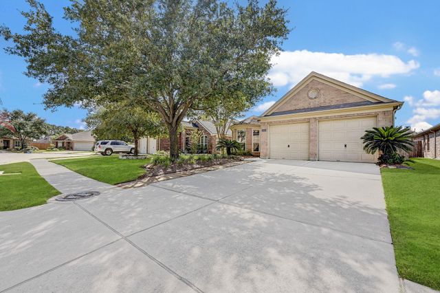 18923 Bluestone Hollow Lane, Tomball, TX 77377