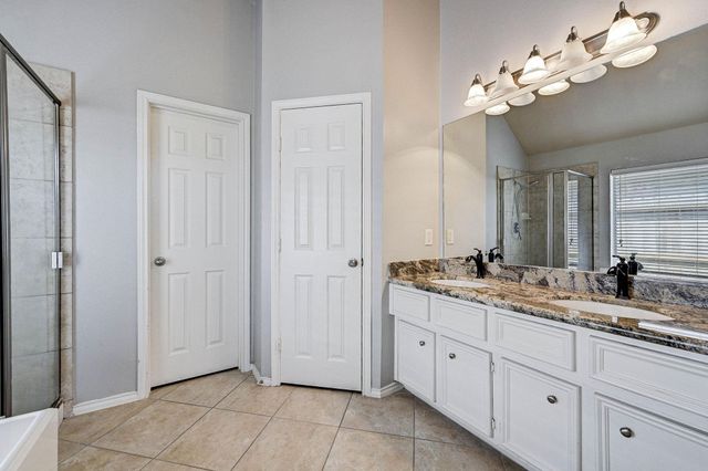 18923 Bluestone Hollow Lane, Tomball, TX 77377