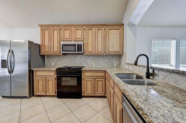 18923 Bluestone Hollow Lane, Tomball, TX 77377