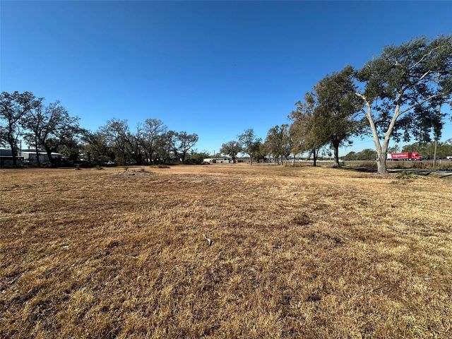 5257 EUREKA SPRINGS ROAD, Tampa, FL 33610