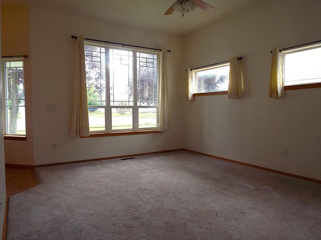 9318 N Oak St, Spokane, WA 99208