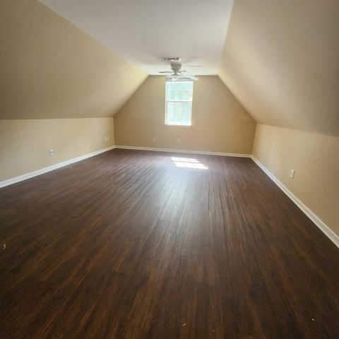 15 Commissioners Court, Hanahan, SC 29410