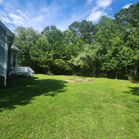 15 Commissioners Court, Hanahan, SC 29410