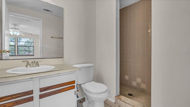 122 LOBLOLLY COURT C, Oldsmar, FL 34677