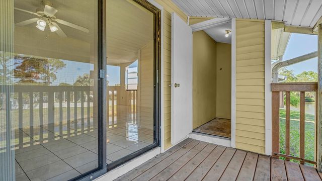 122 LOBLOLLY COURT C, Oldsmar, FL 34677