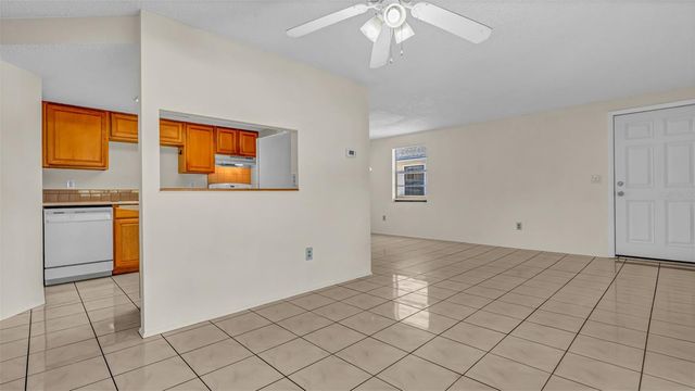 122 LOBLOLLY COURT C, Oldsmar, FL 34677