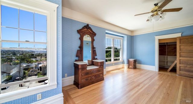912 York St, Vallejo, CA 94590