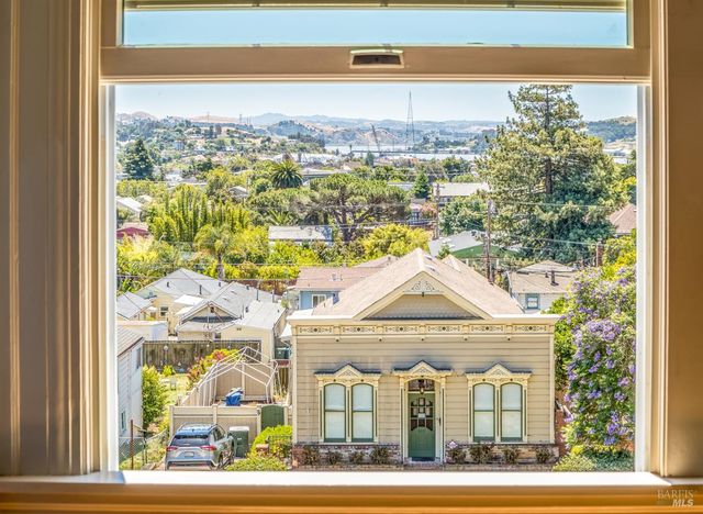 912 York St, Vallejo, CA 94590