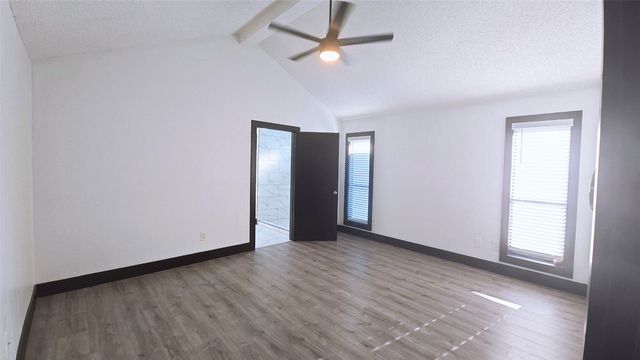 1933 Oakbluff Drive, Carrollton, TX 75007