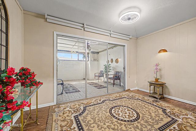 11078 W COGGINS Drive, Sun City, AZ 85351