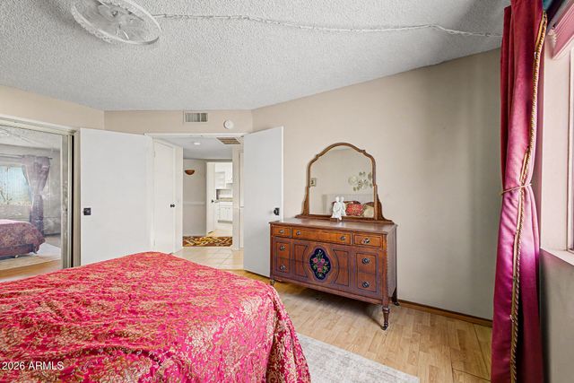 11078 W COGGINS Drive, Sun City, AZ 85351