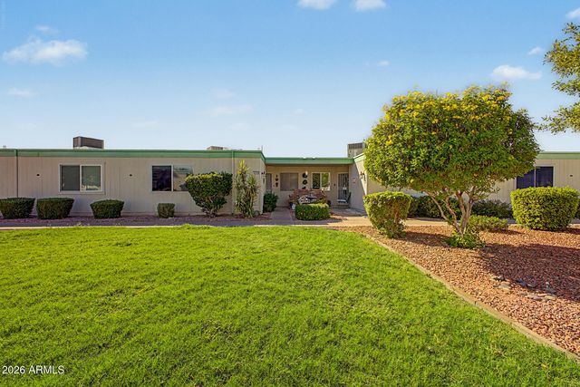 11078 W COGGINS Drive, Sun City, AZ 85351