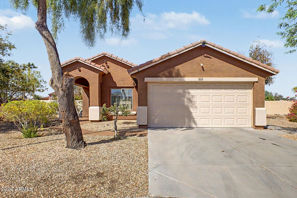 15142 W Smokey Drive, Surprise, AZ 85374 — exterior