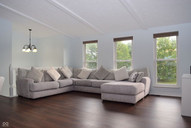 8059 Harvest Lane, Indianapolis, IN 46256