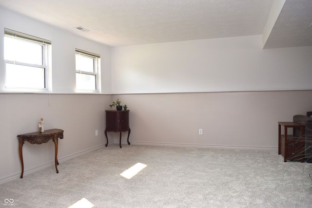 8059 Harvest Lane, Indianapolis, IN 46256
