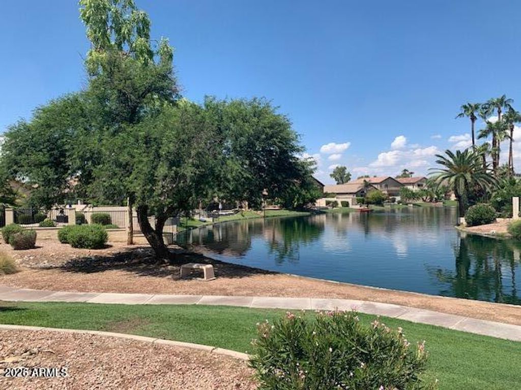 914 W AZALEA Place, Chandler, AZ 85248 — photo 4