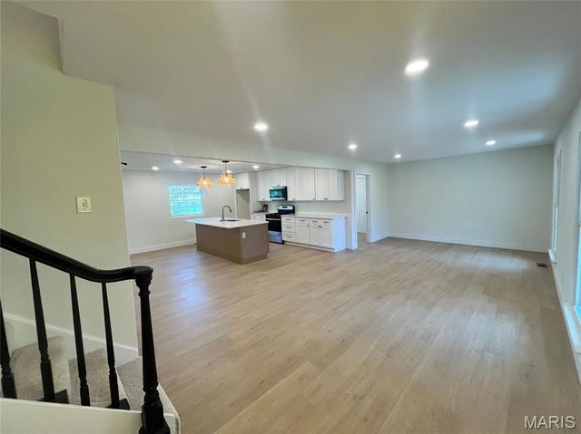 103 Denbigh Terrace, Ballwin, MO 63011