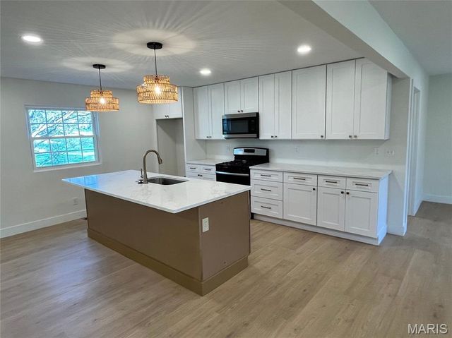 103 Denbigh Terrace, Ballwin, MO 63011