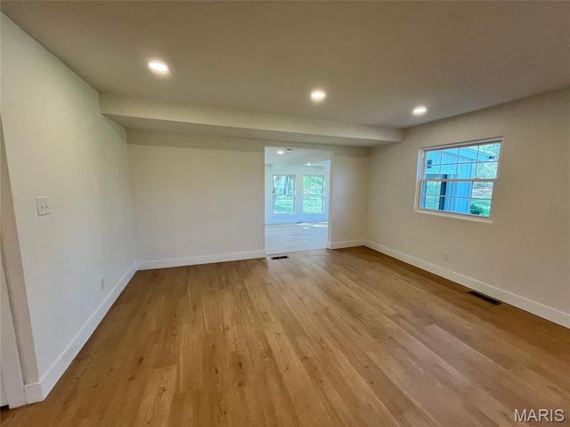 103 Denbigh Terrace, Ballwin, MO 63011