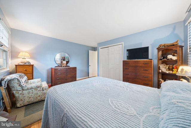 223 RIDGEVIEW DRIVE, Venetia, PA 15367