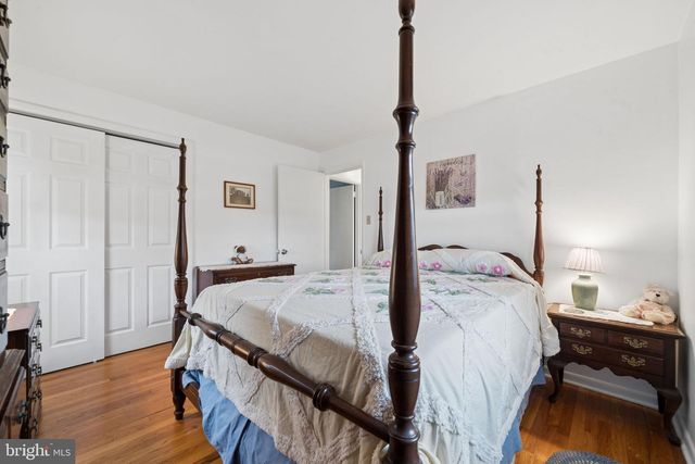 223 RIDGEVIEW DRIVE, Venetia, PA 15367