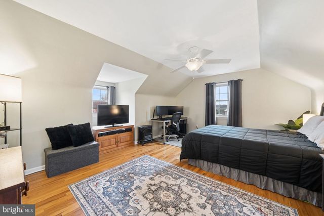 223 RIDGEVIEW DRIVE, Venetia, PA 15367