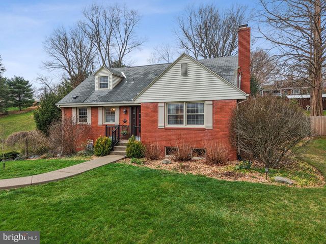 223 RIDGEVIEW DRIVE, Venetia, PA 15367