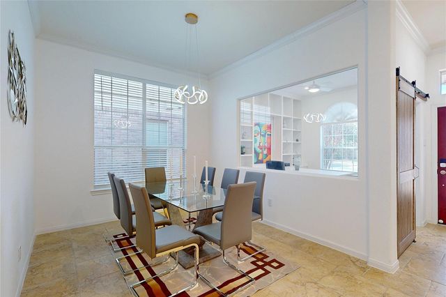 18 Avenswood Place, The Woodlands, TX 77382