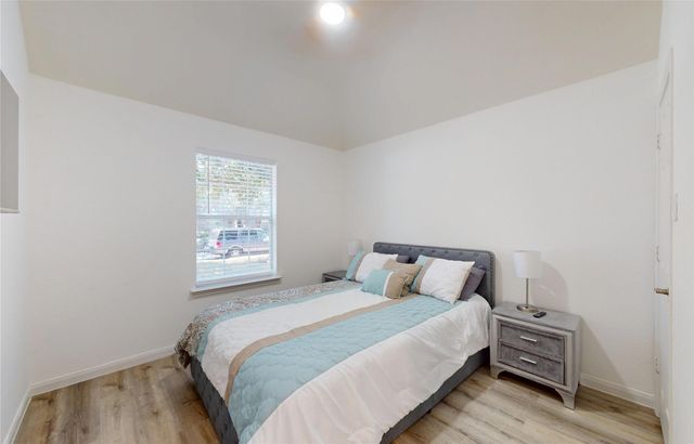 18 Avenswood Place, The Woodlands, TX 77382