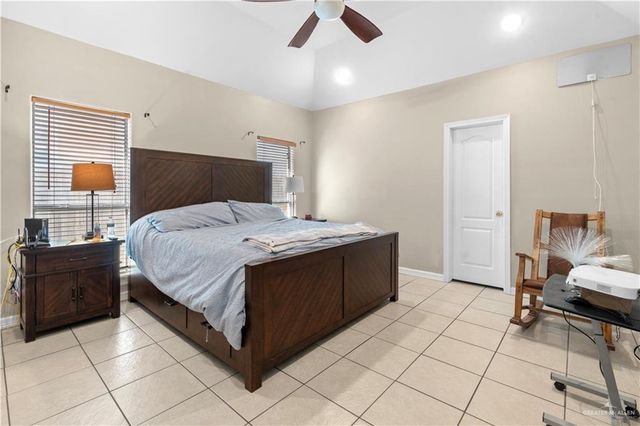 2427 Leanna Denae Avenue, Mission, TX 78572