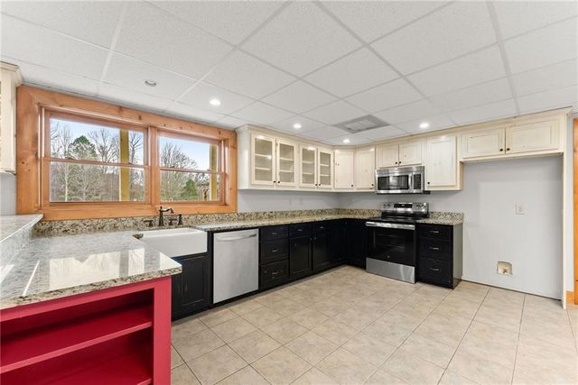 40 Benton Road, Jefferson, GA 30549