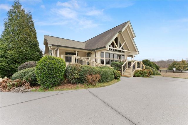 40 Benton Road, Jefferson, GA 30549