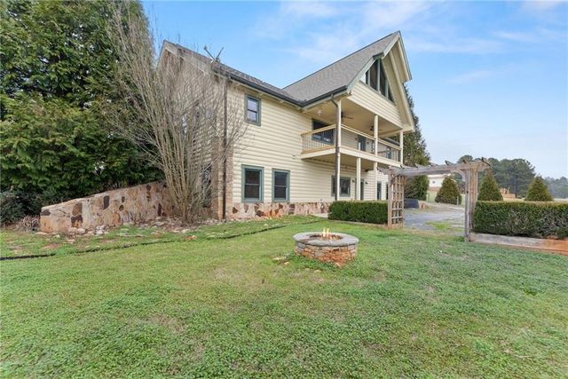 40 Benton Road, Jefferson, GA 30549