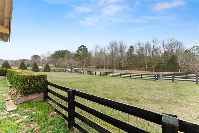 40 Benton Road, Jefferson, GA 30549