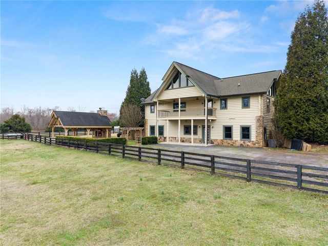 40 Benton Road, Jefferson, GA 30549