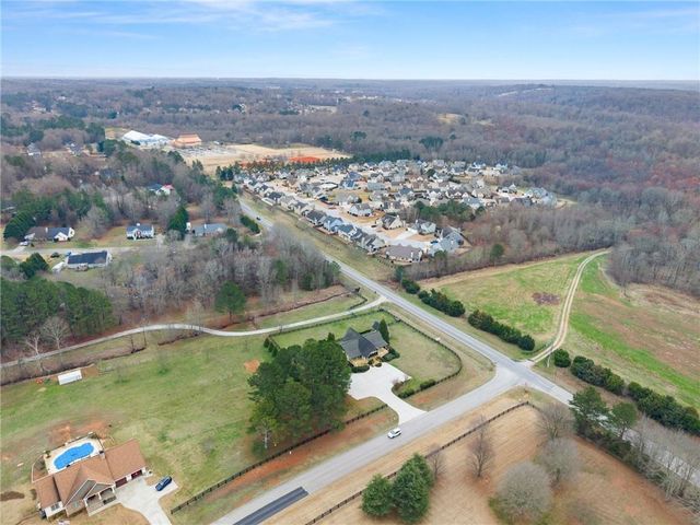 40 Benton Road, Jefferson, GA 30549