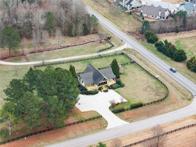 40 Benton Road, Jefferson, GA 30549