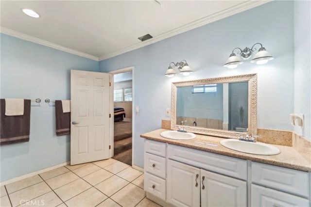 1209 E 124th Street, Los Angeles, CA 90059