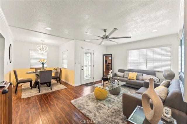 1209 E 124th Street, Los Angeles, CA 90059