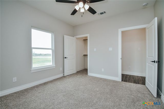 321 Whitetail Lane, Victoria, TX 77905