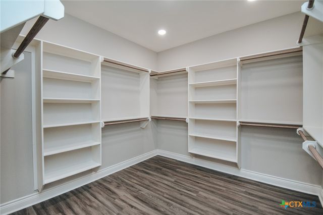 321 Whitetail Lane, Victoria, TX 77905