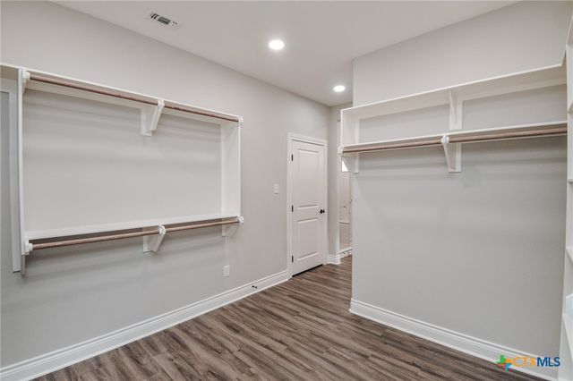 321 Whitetail Lane, Victoria, TX 77905