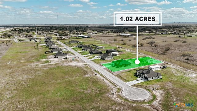 321 Whitetail Lane, Victoria, TX 77905