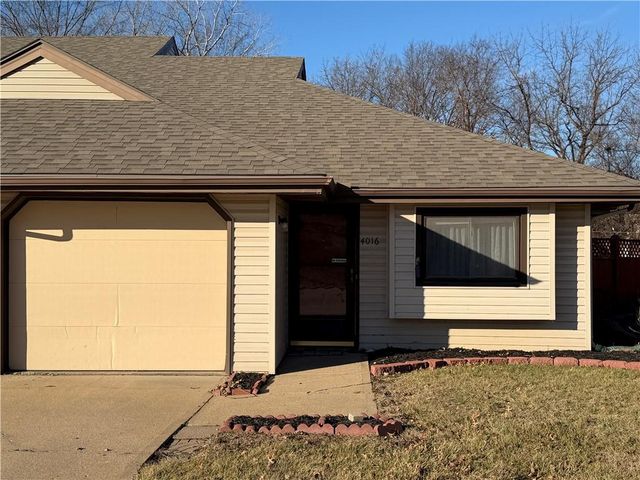 4016 10th Avenue, Leavenworth, KS 66048