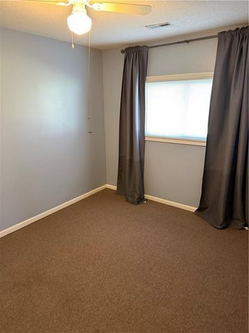 4016 10th Avenue, Leavenworth, KS 66048