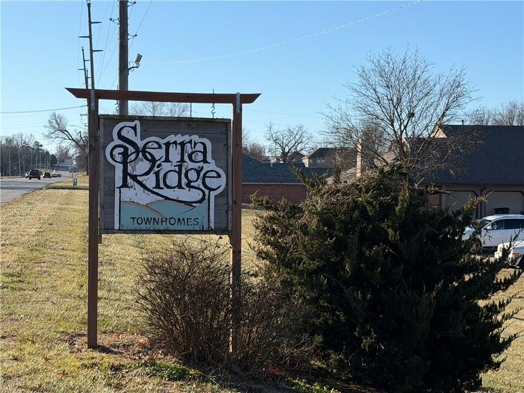 4016 10th Avenue, Leavenworth, KS 66048