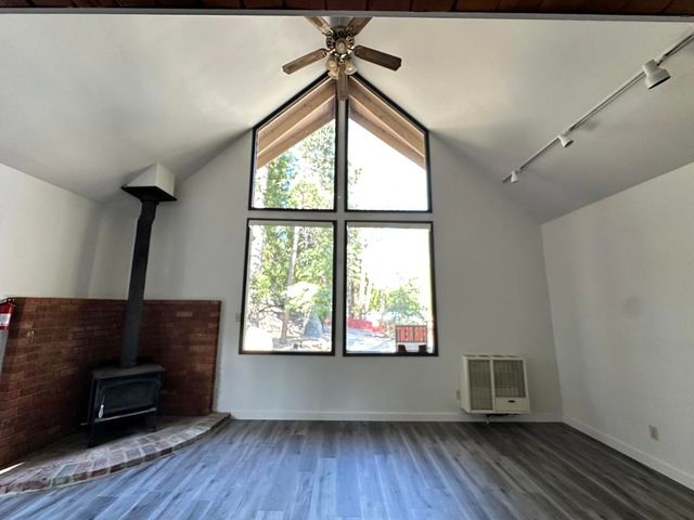 26305 Delano Drive, Idyllwild, CA 92549